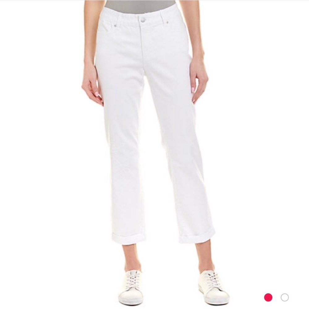 NEW WITH TAGS NYDJ Boyfriend jeans